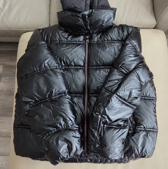 NWT - Massimo Dutti Women's Water Repellent Metallic Puffer Jacket - Size XL - Picture 6 of 15